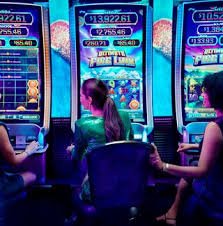 Berbagai permainan slot dan dealer langsung tersedia untuk anggota VIP Club sempurna slot